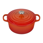 Le Creuset Signature Enamelled Cast Iron Round Dutch Oven