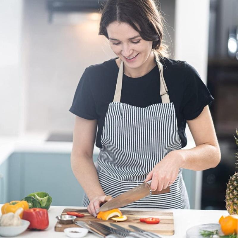 Stainless Steel Knife Set with Hardwood Block (Multiple Quantities: 5pcs, 14pcs), by Nuovva