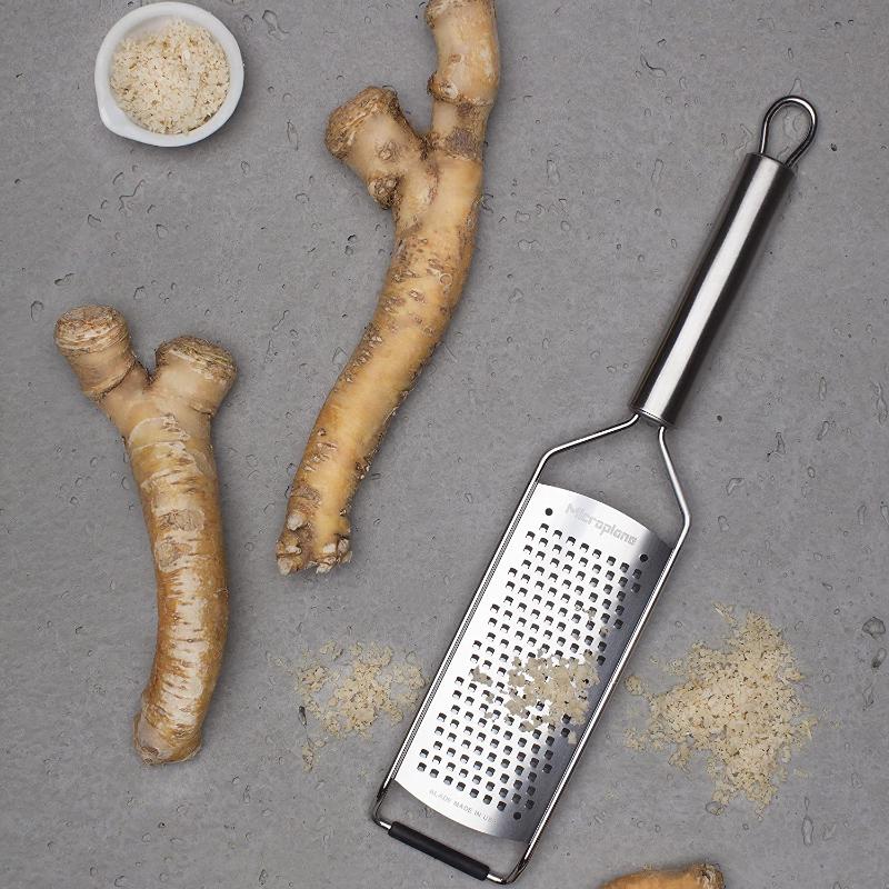 Microplane Professional Series: Coarse Grater