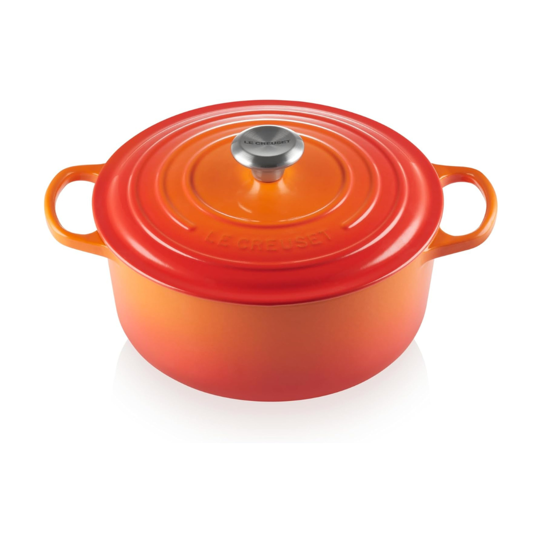Le Creuset Signature Enamelled Cast Iron Round Dutch Oven